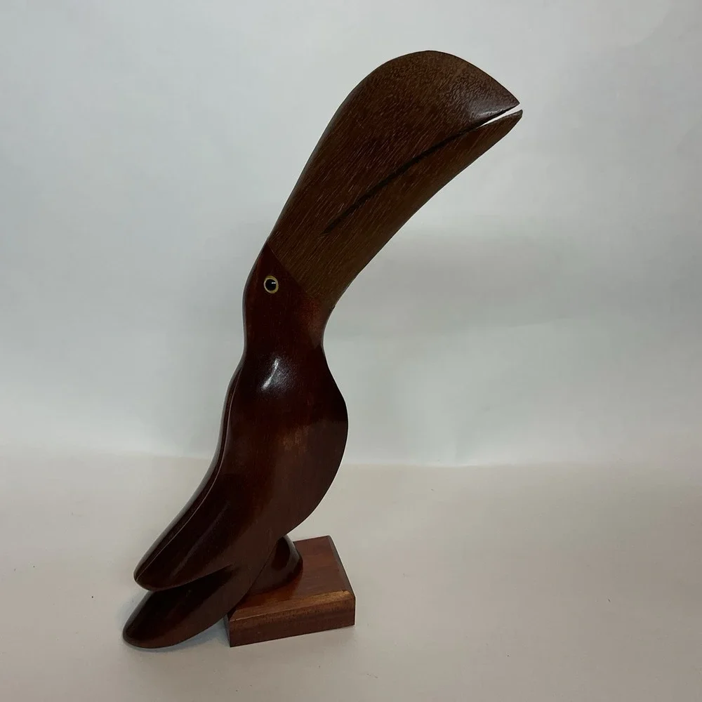 Vintage Brazil Wood Hand Carved Toucan Sculpture Figurine Statue Glass Eyes 9,5